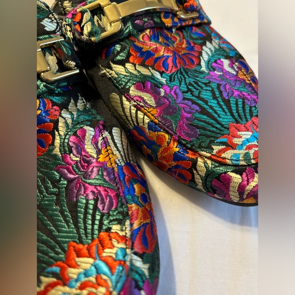 Steve Madden flats - Picture 2 of 6